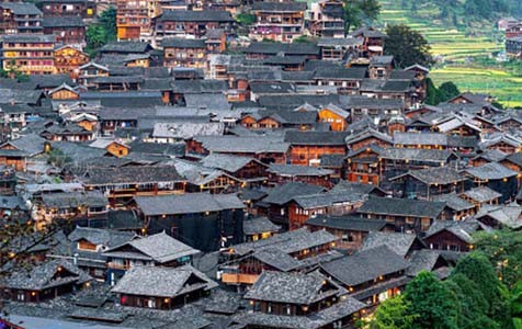 宜昌6种常见的外墙仿石漆施工工艺！